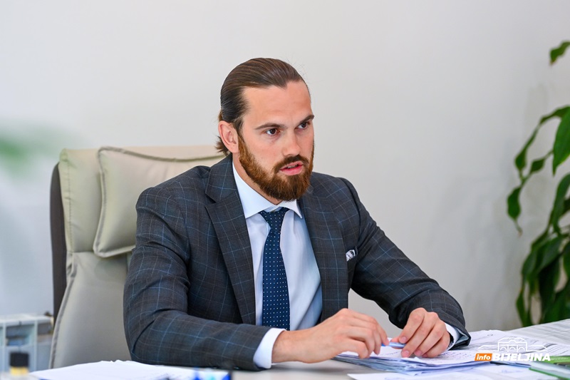 Stanišić: Jedina stvar u kojoj je SNSD uspio je da napravi Srpsku finansijski zavisnom