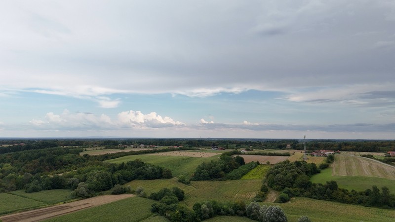 InfoBijeljina u Dragaljevcu: Brojne kuće zaključane, a nekad se po cijeli dan orila pjesma (FOTO, VIDEO)