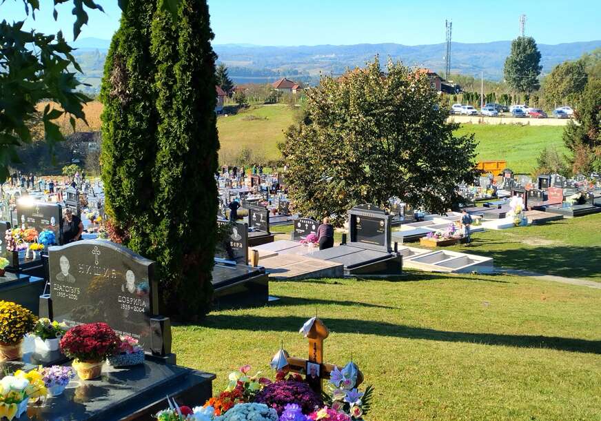 Danas su DUHOVSKE ZADUŠNICE, a za spas duše pokojnika izgovorite ovu molitvu