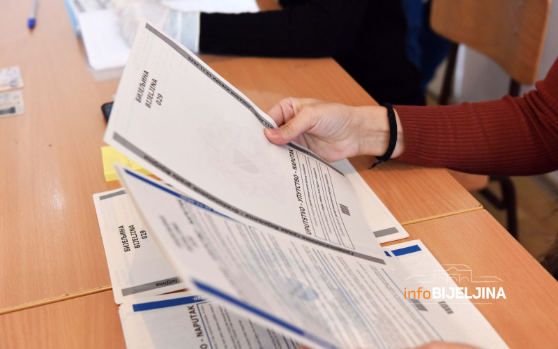 Skoro POLA MILIONA NEVAŽEĆIH LISTIĆA na opštim izborima prošle godine