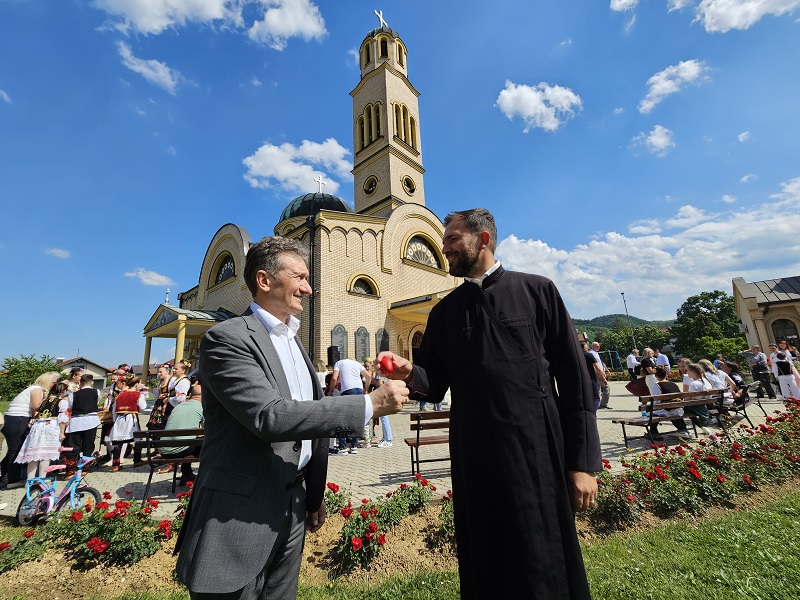 Pashalno večernje u ugljevičkom hramu: VASKRS SRCA 