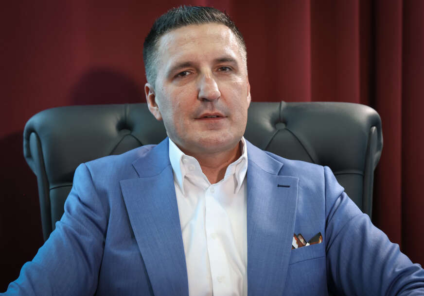 Nakon optužbi Ace Lukasa oglasio se i Nedeljko Elek