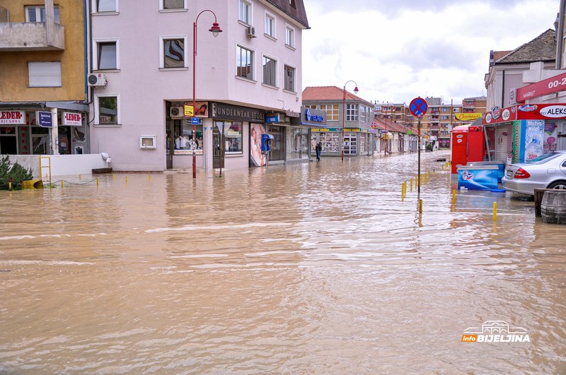 Na današnji dan prije 12 godina katastrofalne poplave pogodile Srpsku i region: Živote izgubilo 17 ljudi, šteta premašila dvije milijarde KM