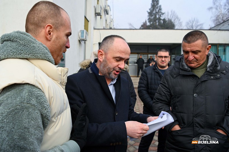 InfoBijeljina objavljuje: Šta piše u dokumentima koji su danas ustupljeni radnicima RiTE Ugljevik (FOTO)