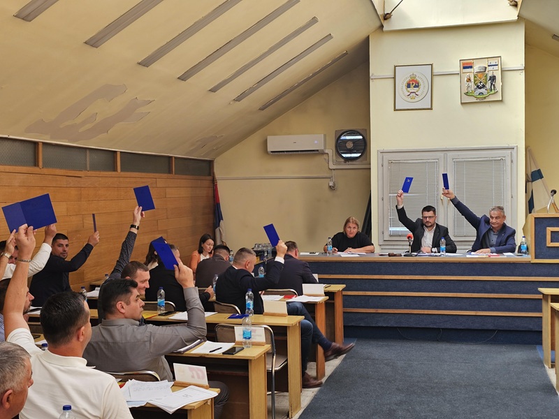 Skupština Ugljevika usvojila Deklaraciju kojom se odbacuje presuda Dodiku