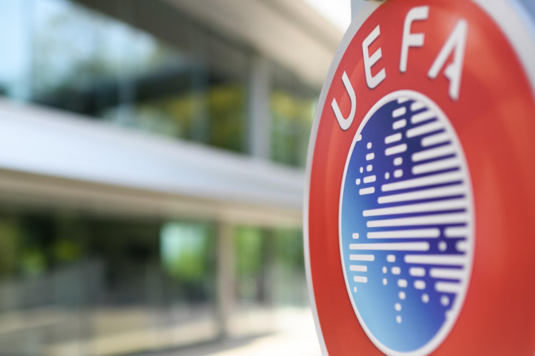 UEFA pokrenula disciplinski postupak protiv Srbije zbog ponašanja navijača na utakmici protiv Engleske