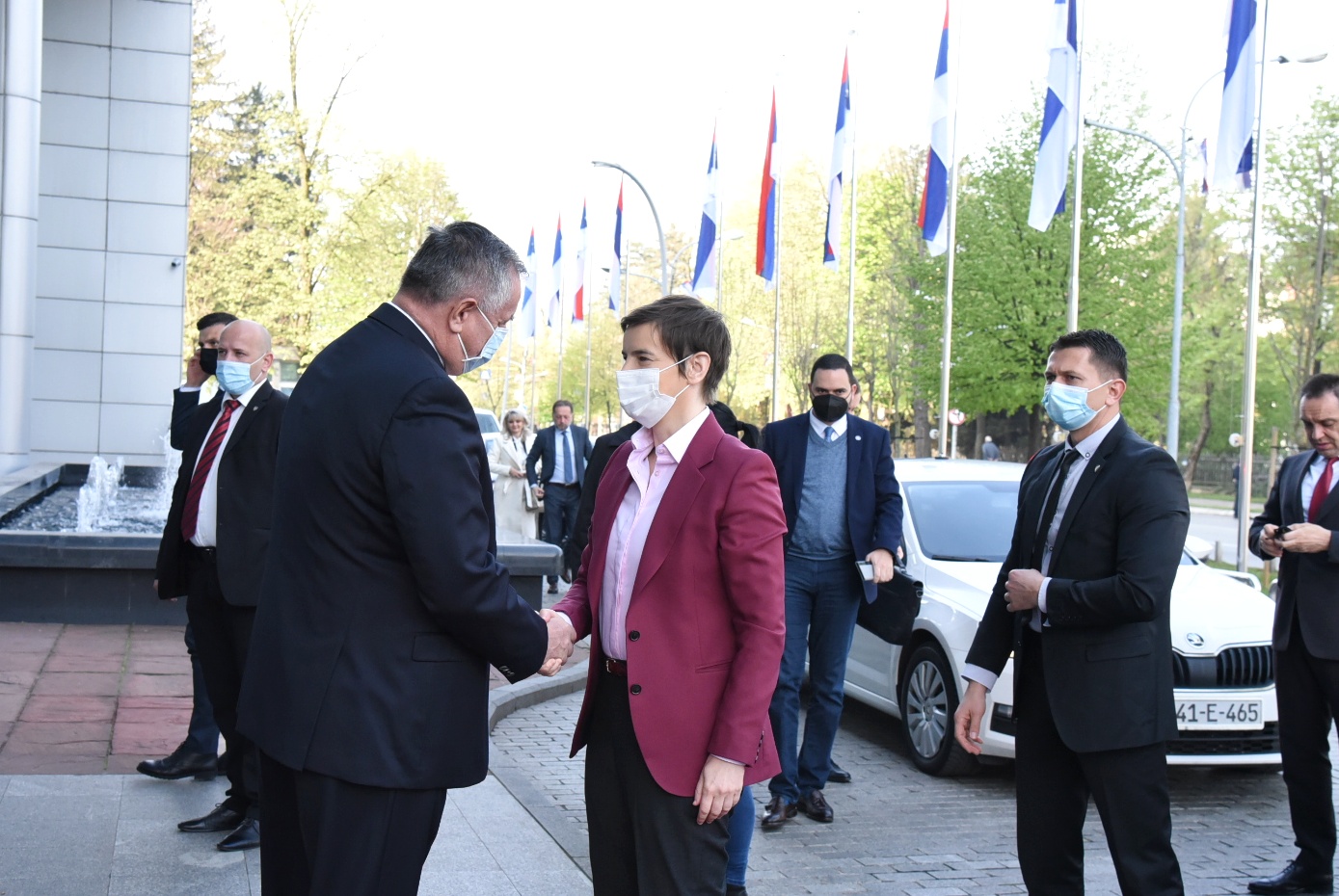 Počeo sastanak Viškovića i Brnabićeve (FOTO)