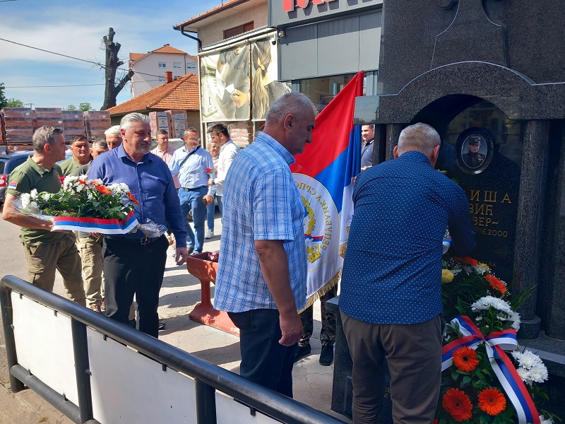 Godišnjica ubistva Ljubiše Savića Mauzera u Bijeljini – Semberija ga neće zaboraviti (FOTO)