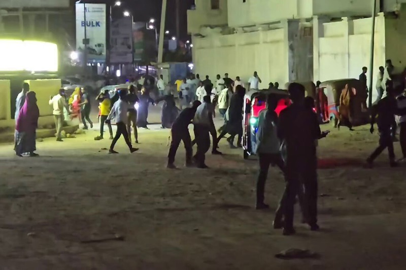 Horor na plaži, bombaš samoubica se raznio, njamanje 14 mrtvih