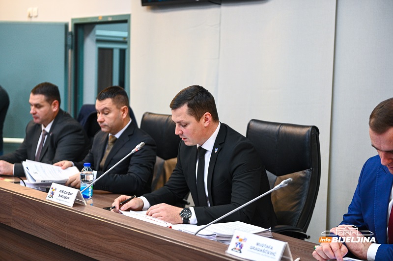 Bijeljina: Usvojen rebalans budžeta za 2022. godinu (FOTO)