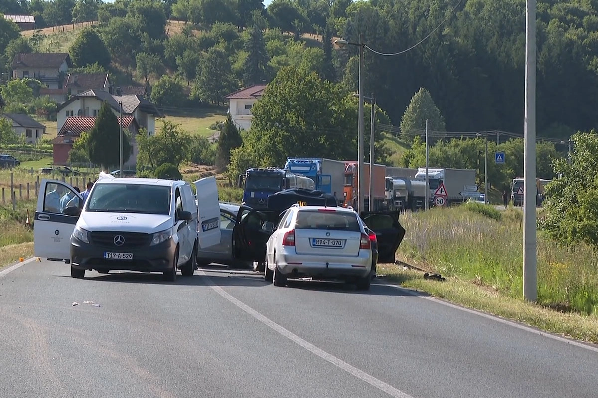 Presretači, radari i paprene kazne nisu umanjili broj nesreća u RS