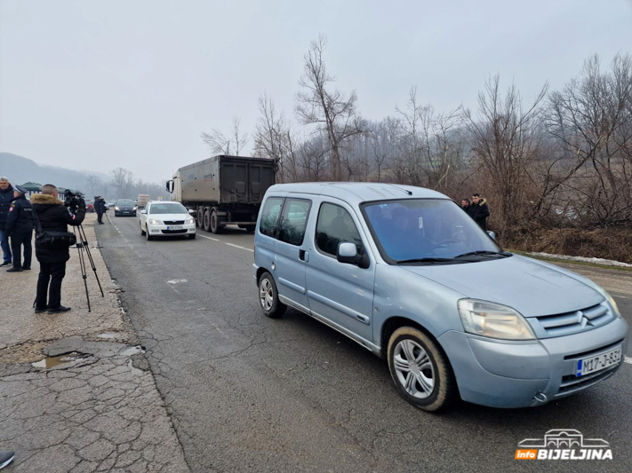 Odblokiran put Bijeljina - Tuzla (FOTO) 