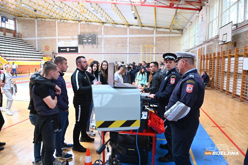 Promocija Srednje škole unutrašnjih poslova u Bijeljini