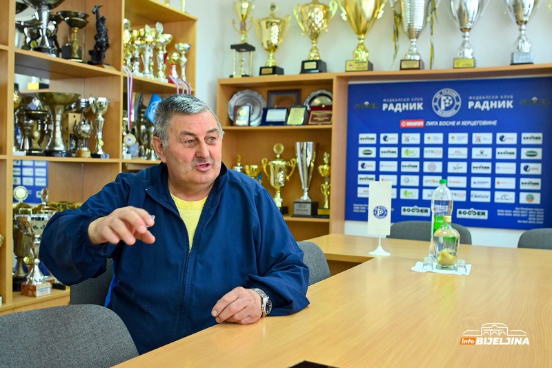 Čuveni Mrko od 5. razreda osnovne brine o higijeni u “Radniku”: “Život sam dao za ovaj klub” (FOTO)