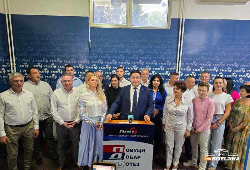 PDP Bijeljina: Imamo tim sposobnih ljudi koji su posvećeni napretku (FOTO)