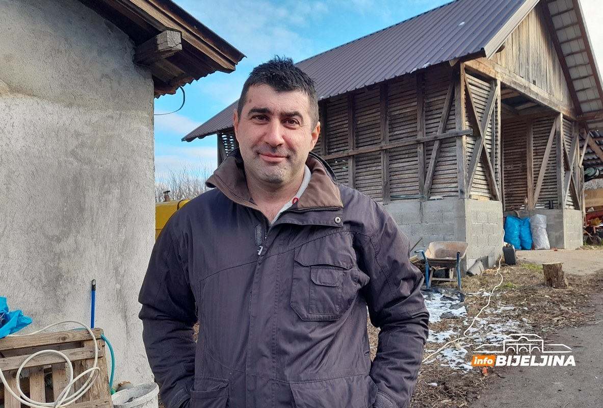 PERADARSTVO VEOMA ISPLATIVO Farma brojlera u Puškovcu kod Lopara jedina u regiji (FOTO)
