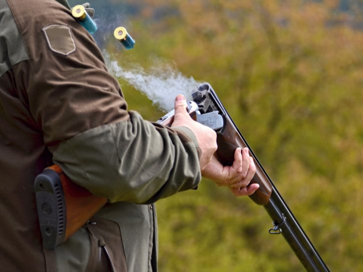 Lovili divljač, ulovila ih policija