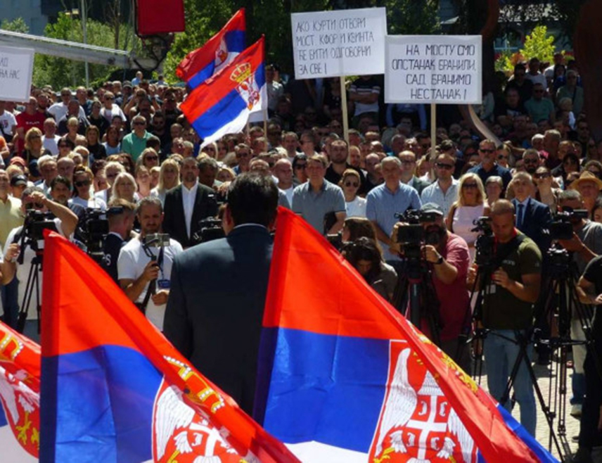 Hiljade srba protestvovalo zbog najave otvaranja mosta na Ibru