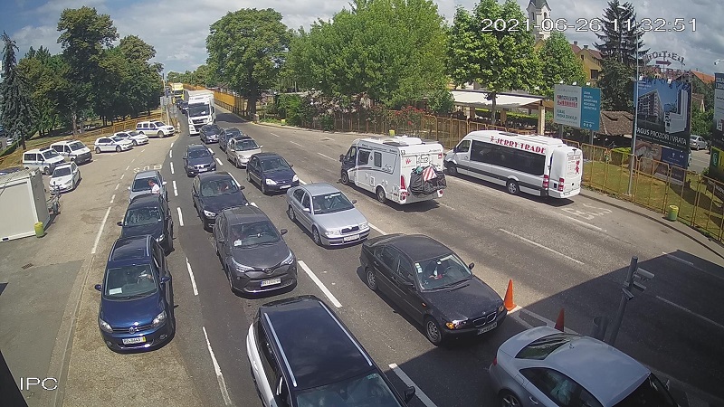 Počela sezona godišnjih odmora: Pojačana frekvencija saobraćaja u Gradiški i Brodu