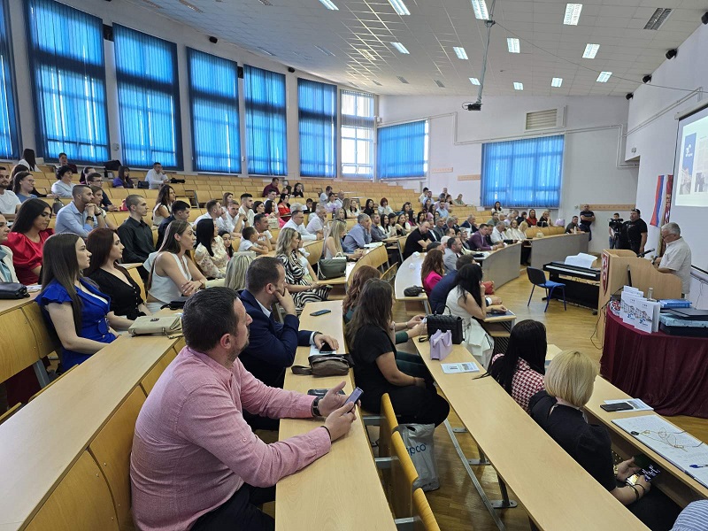 Treći upisni rok na fakultetima Srpske: Zašto sve više studenata biraju Beograd i Sarajevo?