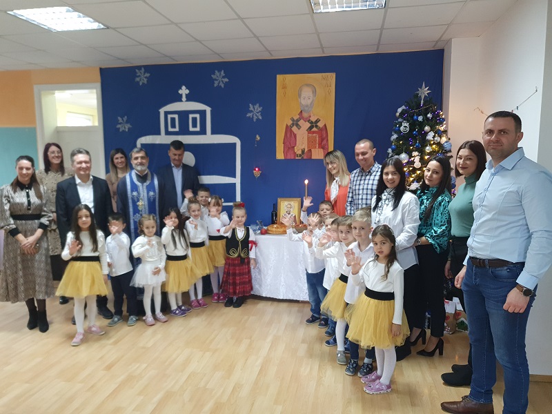Mališani slave Svetog Nikolu: Ugljevički Dječiji vrtić obilježio krsnu slavu
