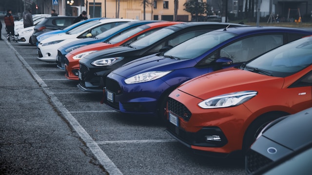 Kupci automobila u SAD pred velikim poskupljenjem: Ljetne cijene rastu i do 15% zbog nove carinske politike