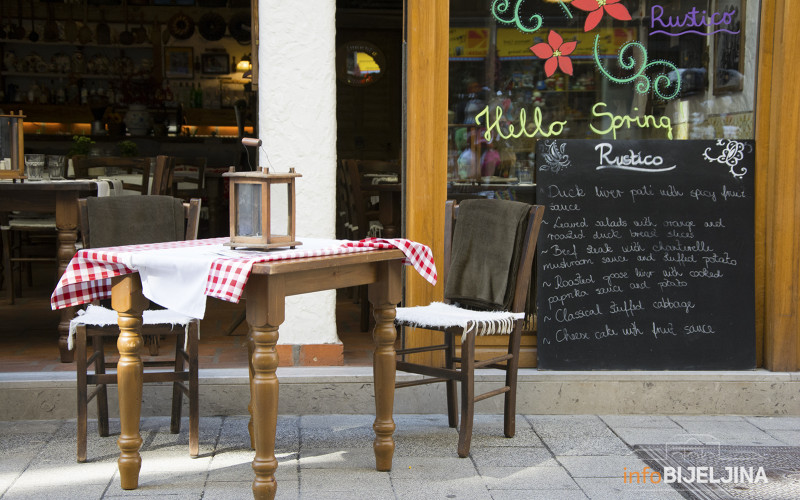 Kafane ponovo mogu biti KRCATE: Ukinute mjere o broju gostiju u ugostiteljskim objektima