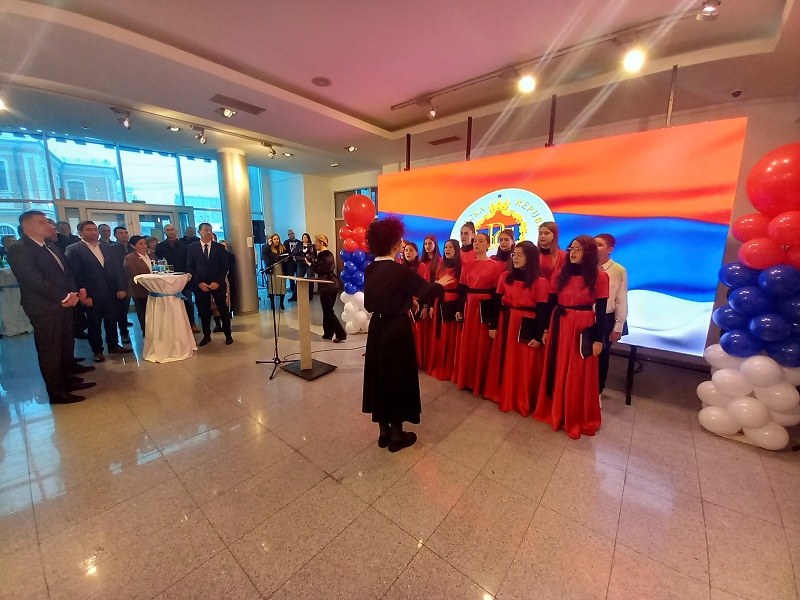 Bijeljina: Položeni vijenci povodom Dana Republike, Grad organizovao svečeni prijem (FOTO)