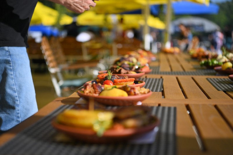 “Sač fest” okupio više od 1.000 ljubitelja druženja: Prva nagrada za “Medaljon promet” (FOTO)