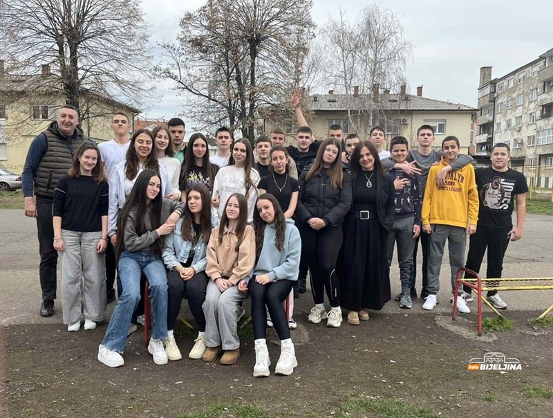 Udvostručen broj slučajeva vršnjačkog nasilja u Bijeljini: I komentari sa društvenih mreža znaju biti surovi (FOTO)
