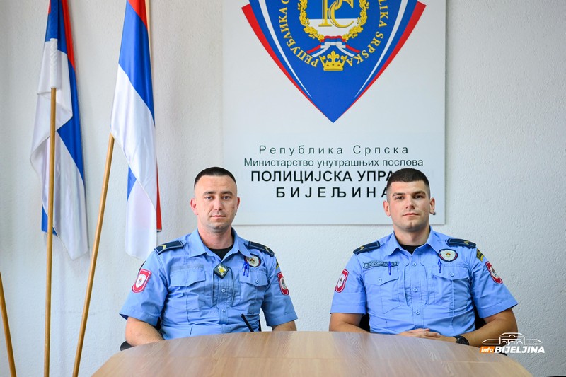 Bijeljinski policajci koji su gasili veliki požar u Semberiji: Razmišljali smo samo da spasimo ljude i imovinu (FOTO)