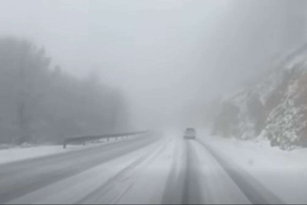 Vozači oprez: Zimski uslovi na putevima u Zapadnoj Bosni /FOTO; VIDEO/