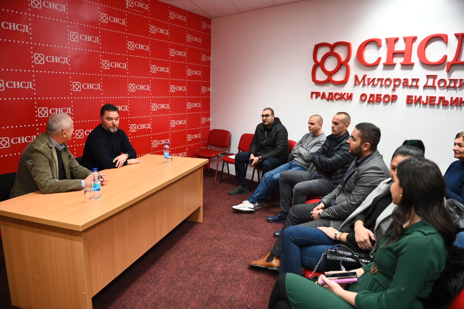 Košarac u posjeti GO SNSD: Nije prirodno da je Bijeljini bliže Sarajevo od Banjaluke