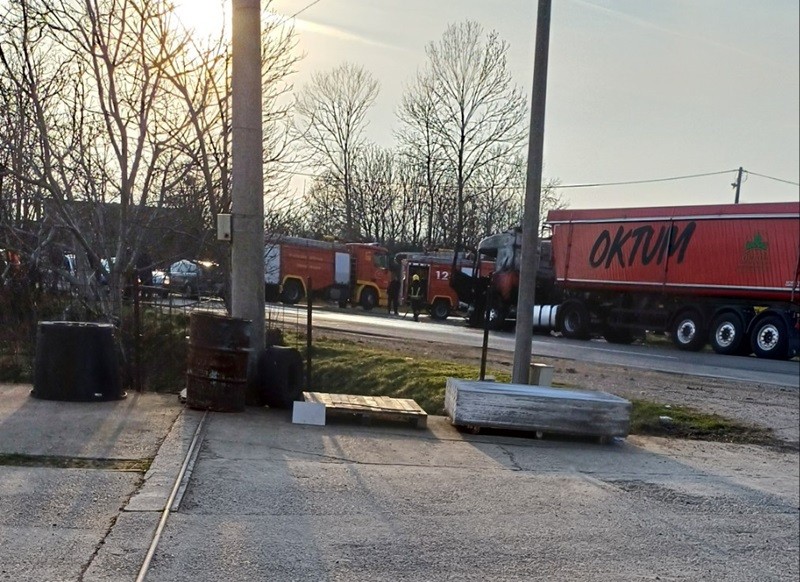 Ugašen požar u Dvorovima, izgorjela kabina kamiona (FOTO, VIDEO)