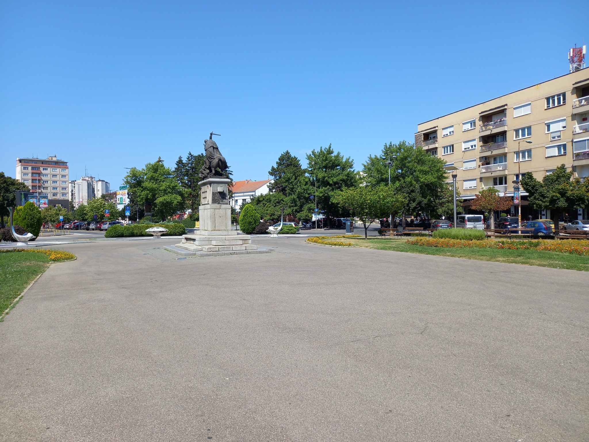 Ljekari Doma zdravlja Bijeljina: Dnevno više od 100 intervencija zbog tropskih vrućina (FOTO)