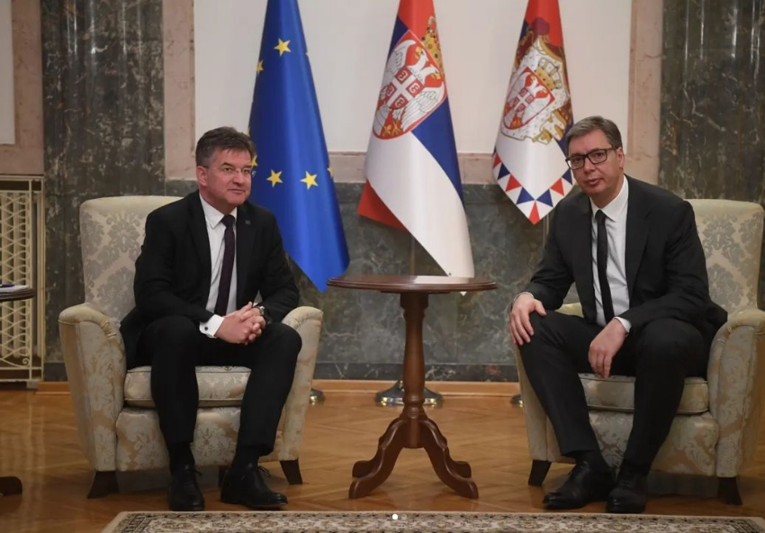 Vučić razgovarao sa Lajčakom o stanju na Kosovu