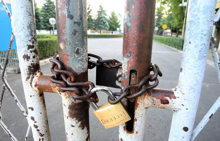 NA SPISKU OPŠTINE, PREDUZEĆA, AGENCIJE Centralna banka BiH blokirala 107.443 računa