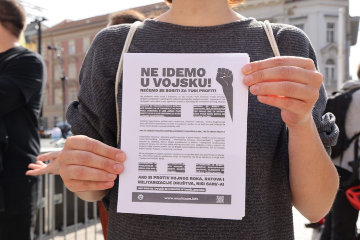 Protest protiv obaveznog vojnog roka u Zagrebu: Nismo topovsko meso