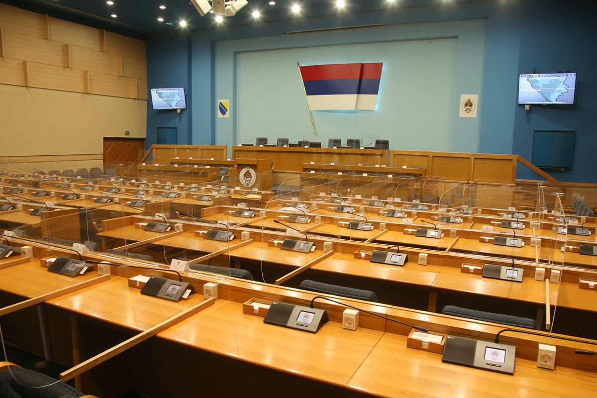 CIK utvrdio rezultate izbora: SNSD-u 34 mandata, pogledajte ko sve ulazi u NSRS