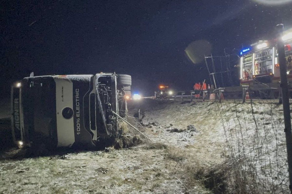 Vozač iz BiH imao udes sa električnim kamionom, šteta 400.000 evra