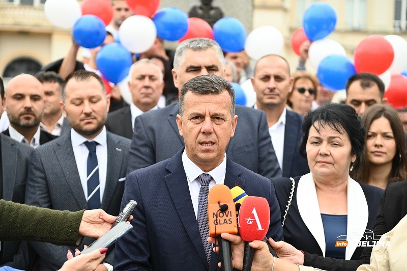 Bijeljinski DEMOS obilježio početak kampanje: „Branićemo interese Srpske bez dileme!“ (FOTO)