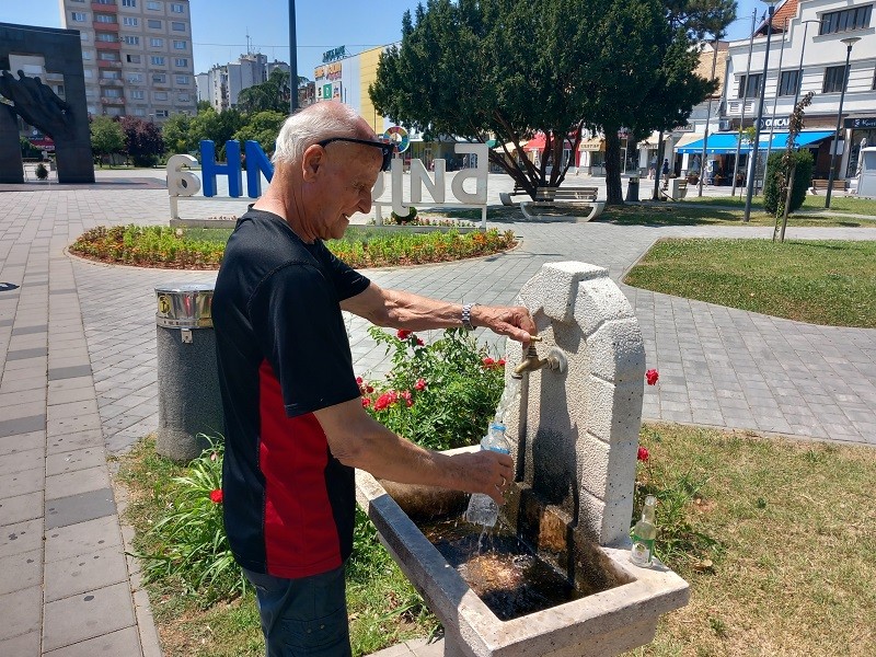 Kako Bijeljinci podnose ekstremne vrućine? I ne tako loše (FOTO)