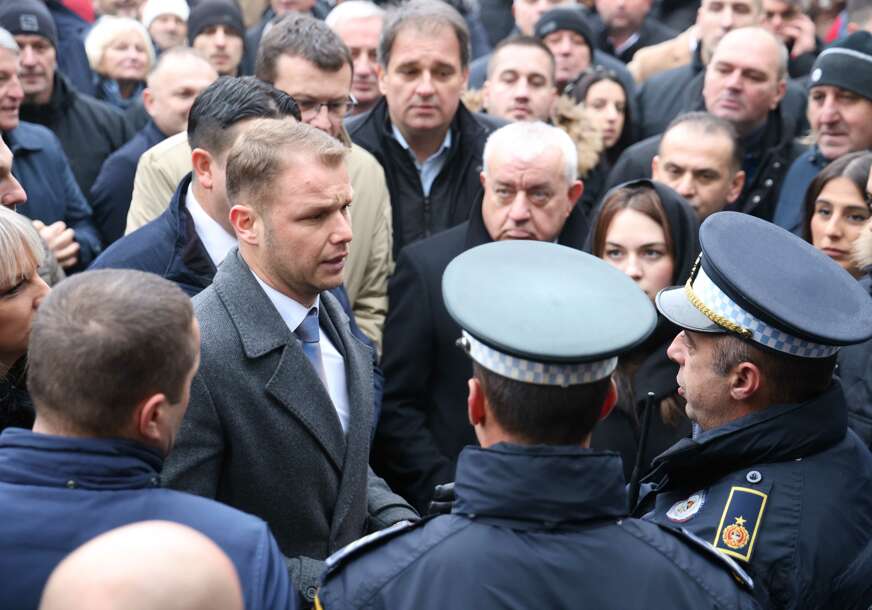 Stanivuković: Policija presrela Bijeljince koji su trebali doći u Banjaluku