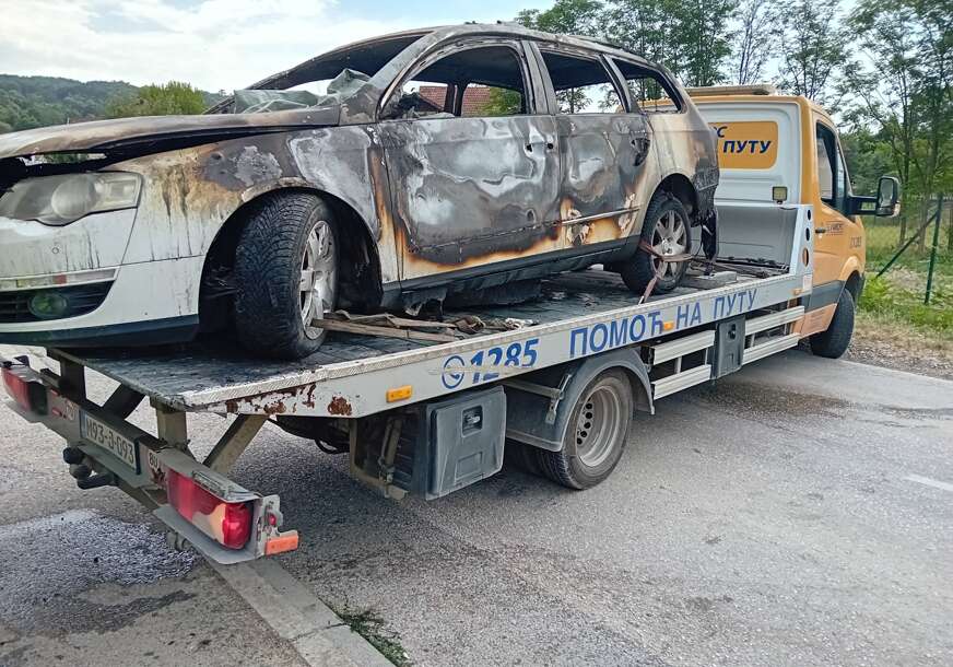 UHAPŠENO 16 OSOBA: Grupa osumnjičena i za paljevinu automobila narodnog poslanika Hurtića