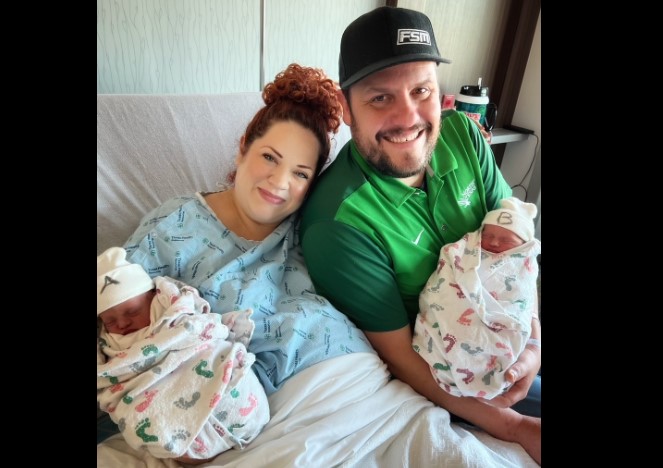 NEZABORAVAN DOČEK NOVE GODINE Blizanke rođene u 6 minuta razmaka, jedna u 2022, druga u 2023. godini