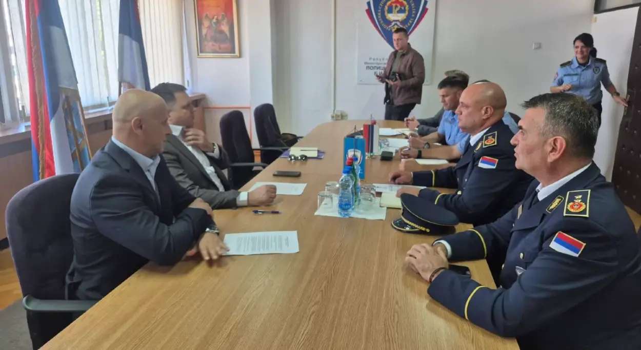 Budimir i Kostrešević sa rukovodstvom PU Bijeljina