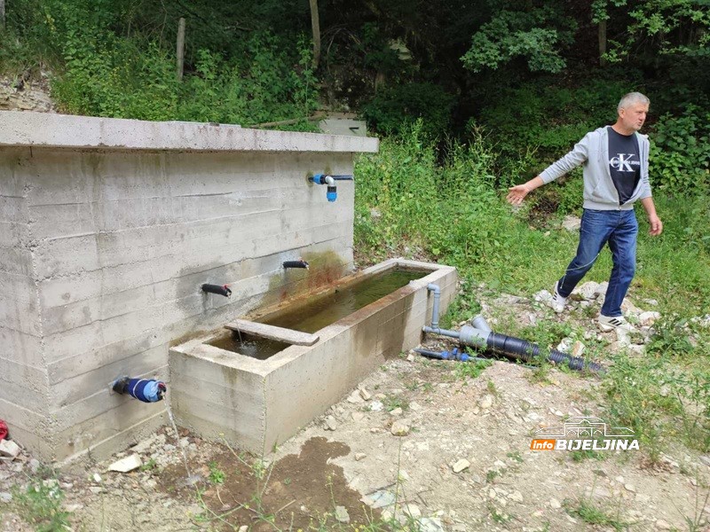 InfoBijeljina u selima u koja se mnogi vraćaju i grade: “Ne treba mi pasoš, para se ovdje može zaraditi” (FOTO)