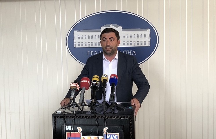Petrović najavio KRIVIČNE PRIJAVE, a Lazarević mu poručio da je bolje da RAZMIŠLJA O SVOJOJ KRIVIČNOJ ODGOVORNOSTI