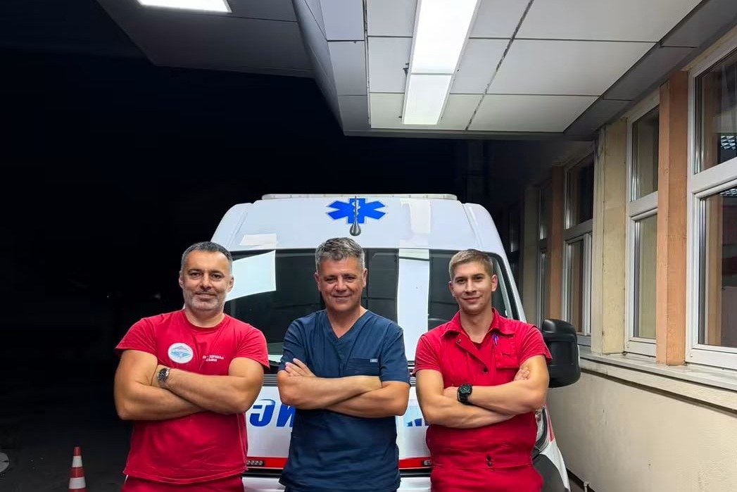 Ljekar iz Bijeljine otkrio kako su porodili ženu u autu: “Adrenalin bio ogroman, a sreća neviđena” (VIDEO)