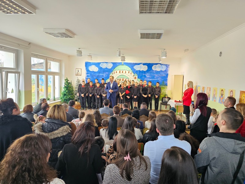 Ugljevičke škole proslavile Savindan:  Načelnik Gajić uputio Svetosavsku čestitku